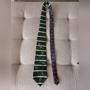 Vintage Tommy Hilfiger Green and Navy Patterned Skiers  Men's Ties